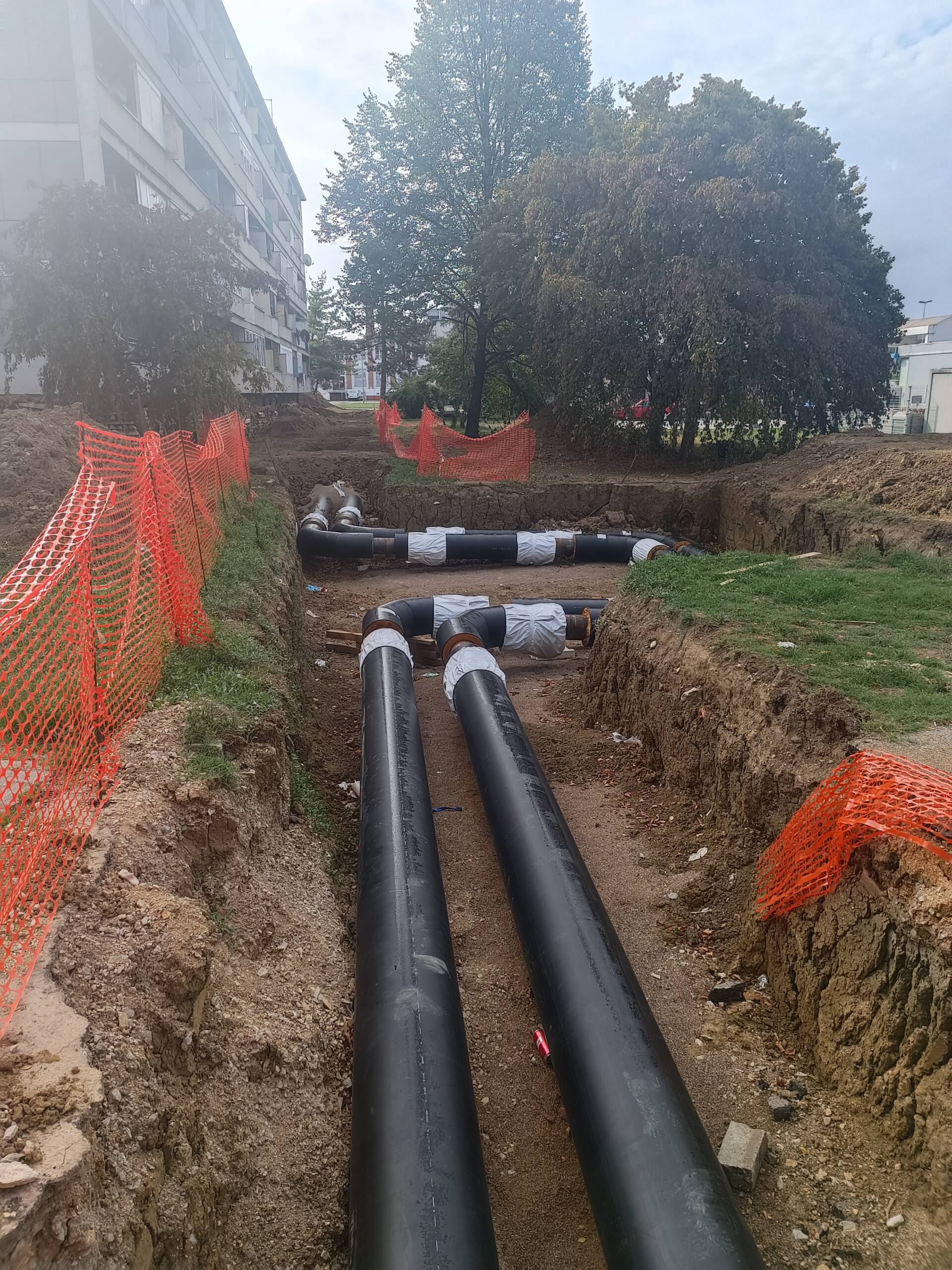 RECONSTRUCTION AND CONSTRUCTION OF HEATING PIPES IN KARLOVAC